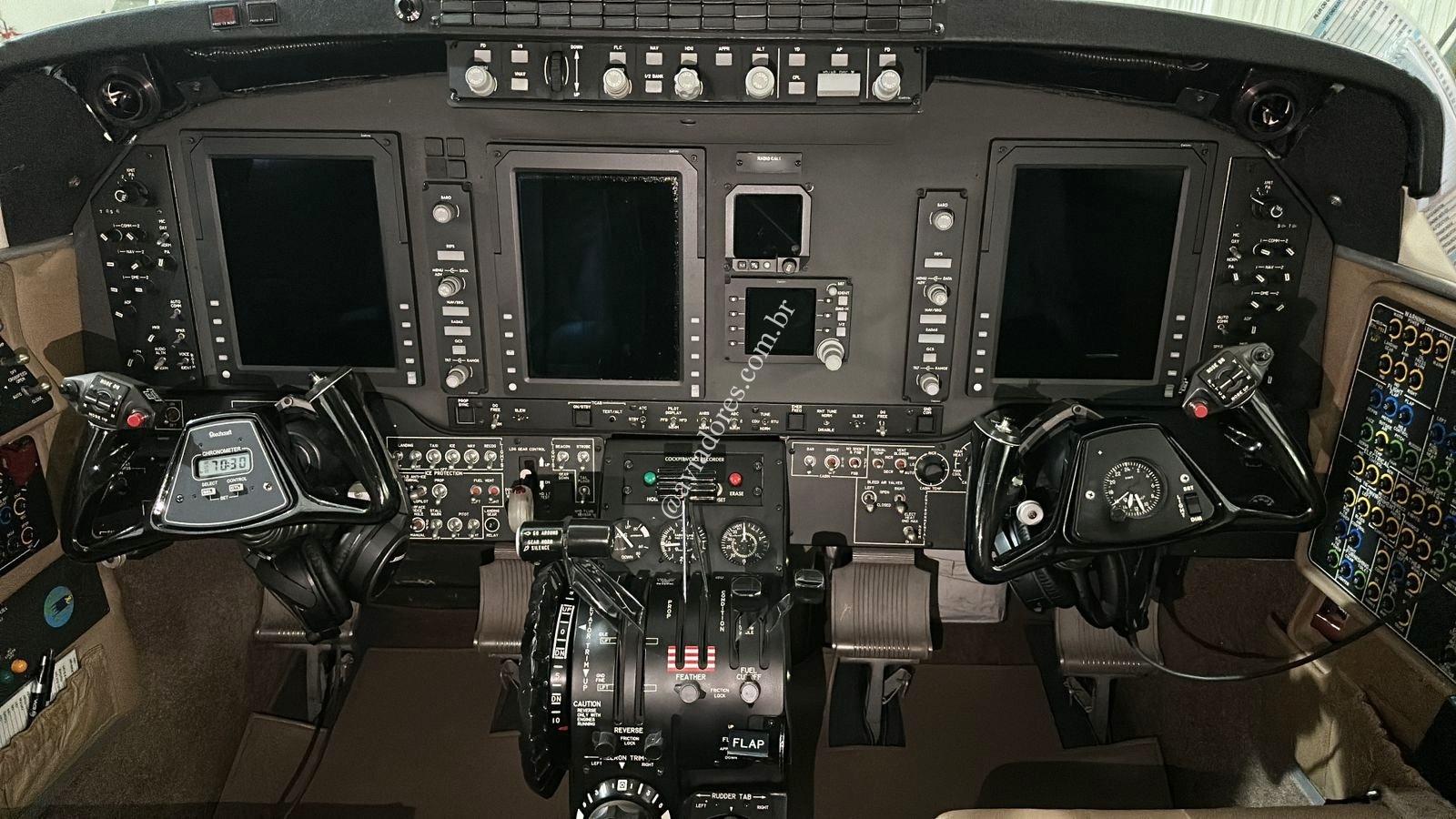 Avião-King-Air-C90GTI-a-venda-aviadoes 6.1