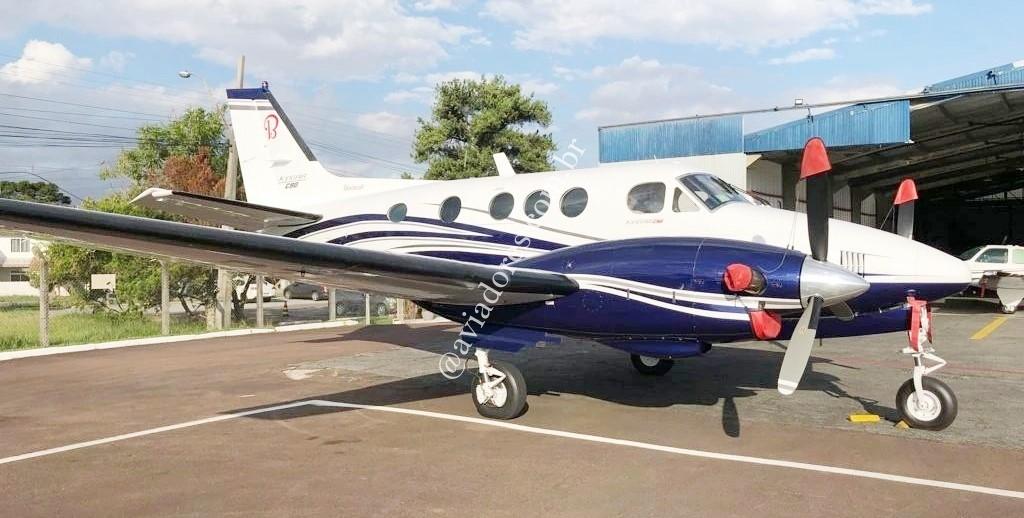 Avião-King-Air-C90-a-venda-aviadores 3.1