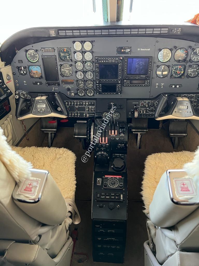 Avião-King-Air-C90-a-venda-portal-aviadores 5