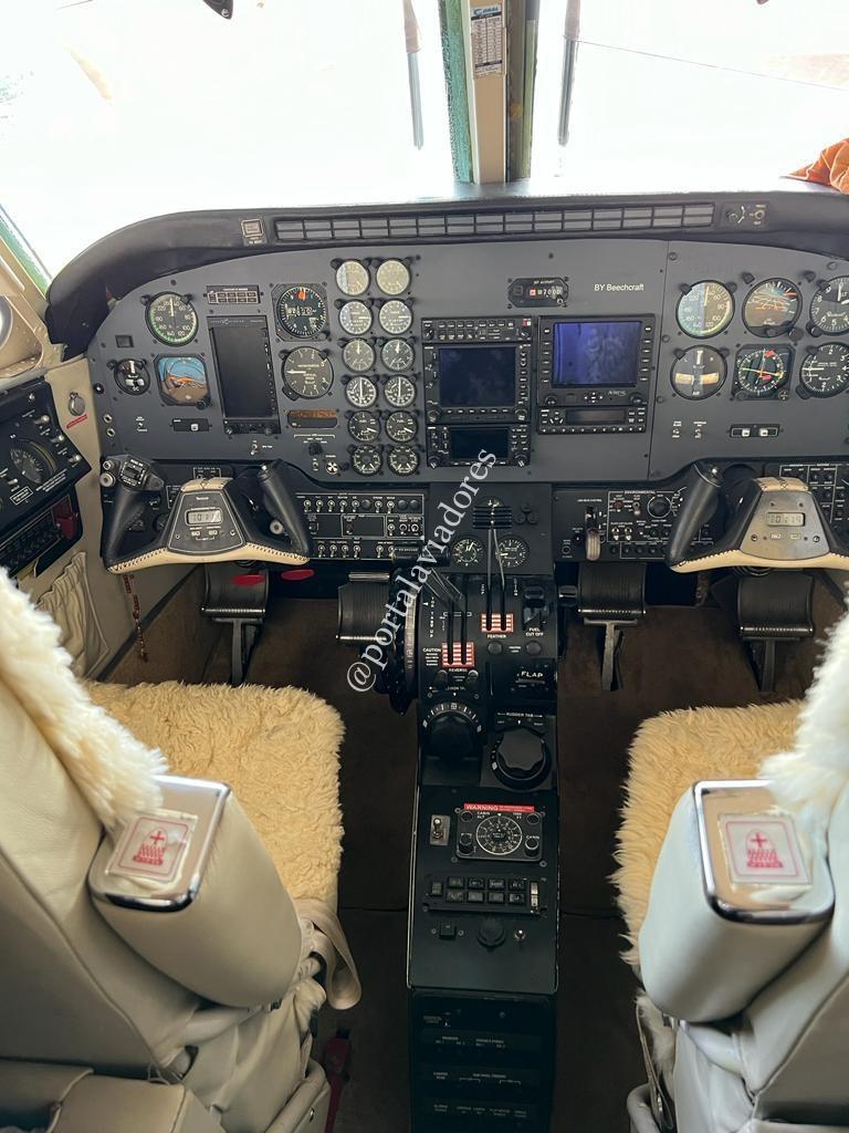 Avião-King-Air-C90-a-venda-portal-aviadores 6