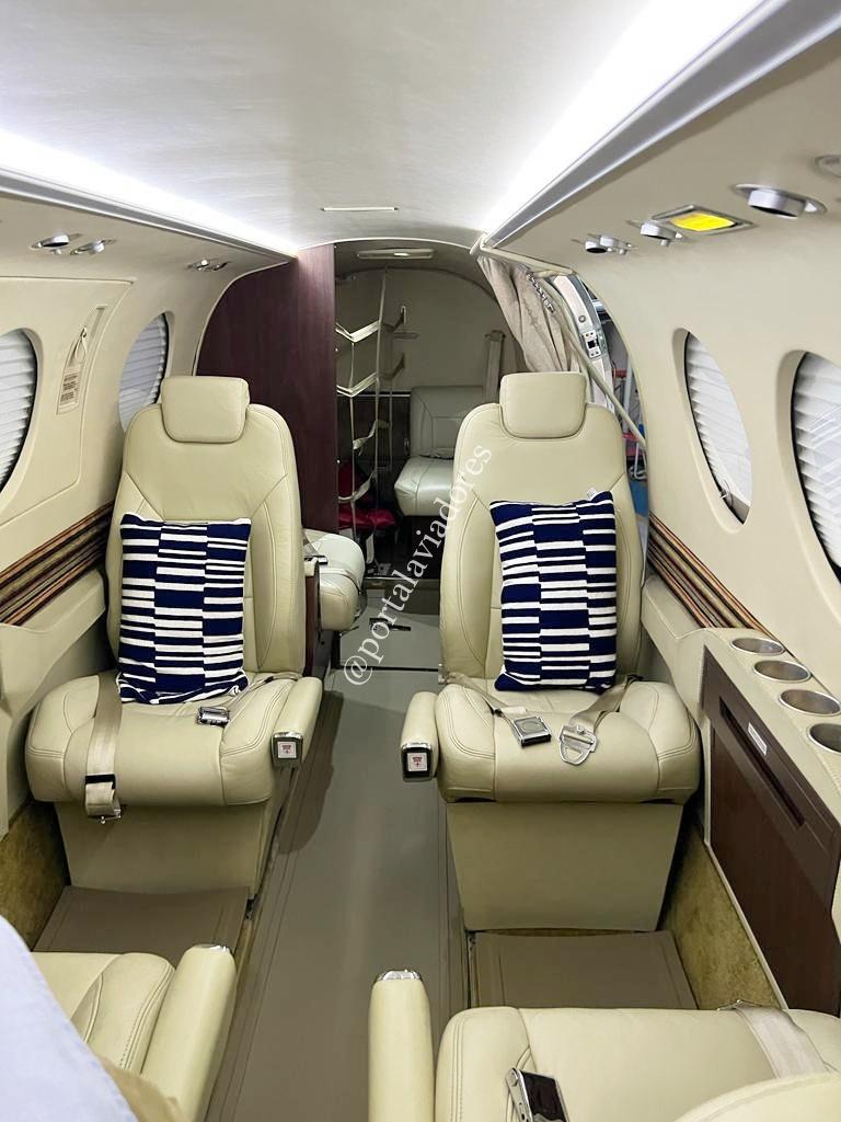 Avião-King-Air-C90-a-venda-portal-aviadores 8