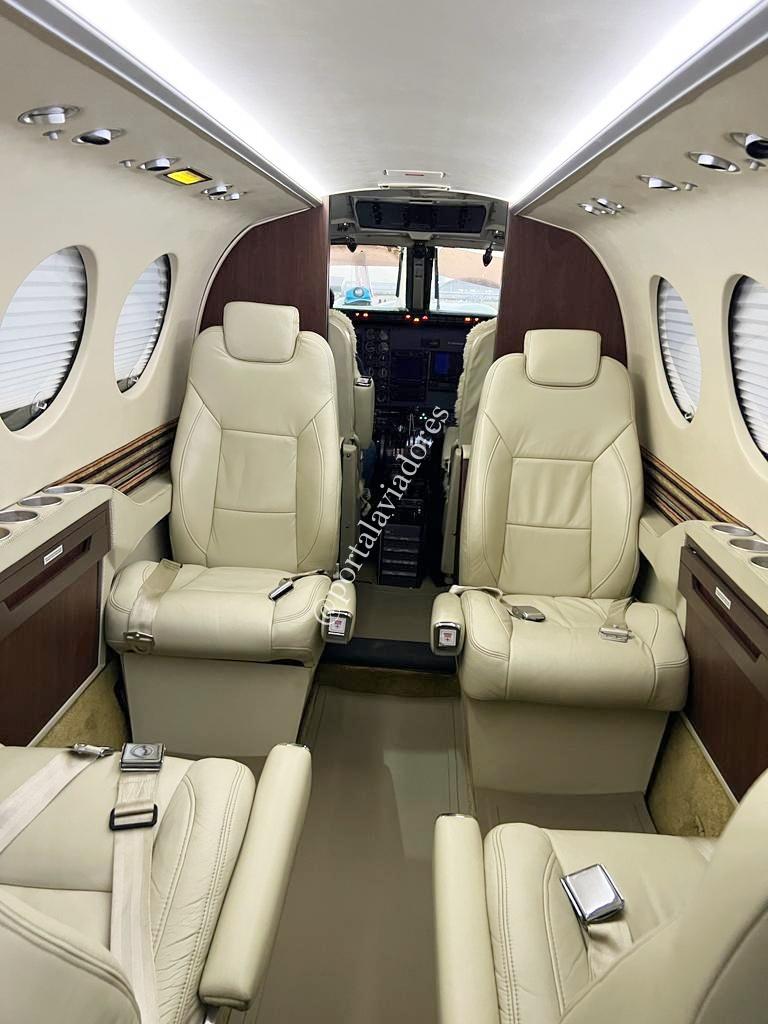 Avião-King-Air-C90-a-venda-portal-aviadores 9